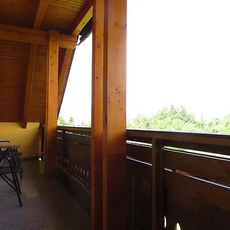 컨트리하우스 Apat Šoštanj