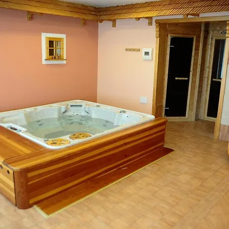 Venkovský dům Apat *