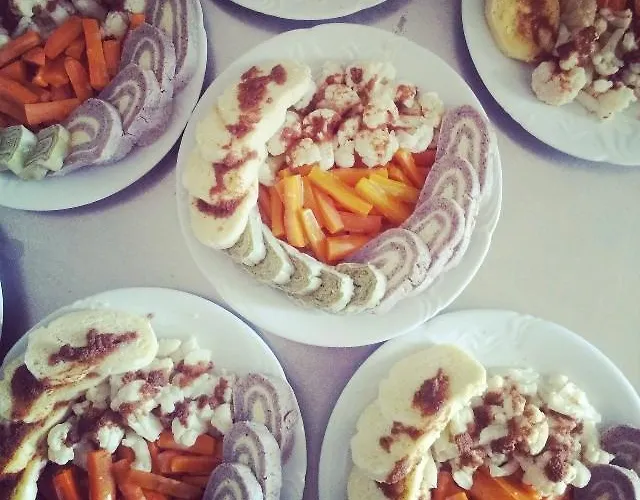 Apat Летний дом *